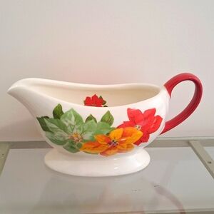Retired Pioneer Woman Gravy Boat- Poinsettia.